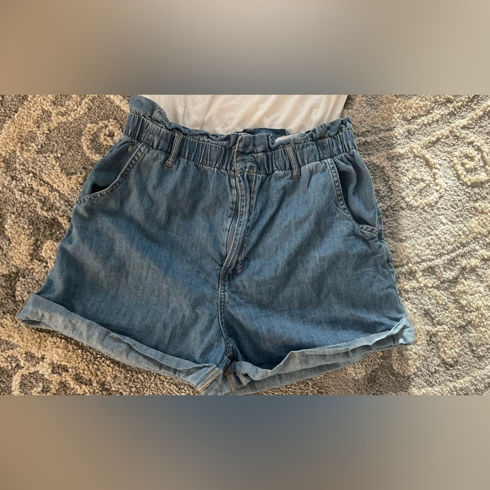 H&M Denim elastic high waist shorts with ruffle folded ends . Size 8 Oversized.